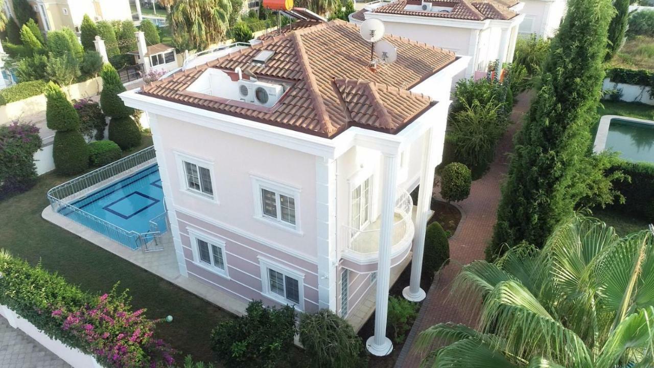 Villa Aslam, Belek Mahallesi 218 Sokak No 4C Tolerance Golf Sitesi C-1 Blok, Serik, Antalya Екстер'єр фото